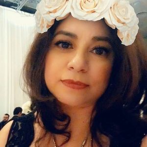 Meet your Posher, Elisa